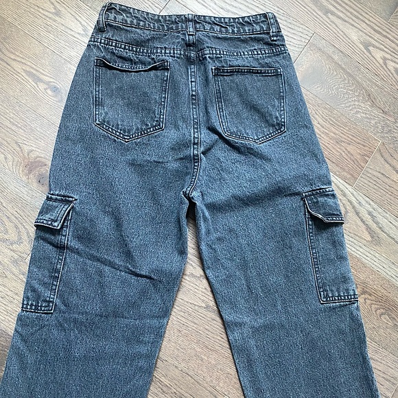 Cargo Style Jeans - Picture 2 of 6